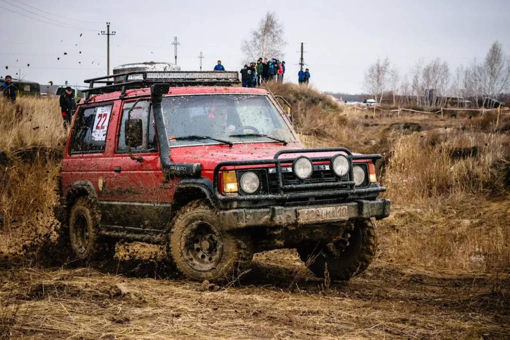 Mitsubishi à petit prix 4x4 occasion